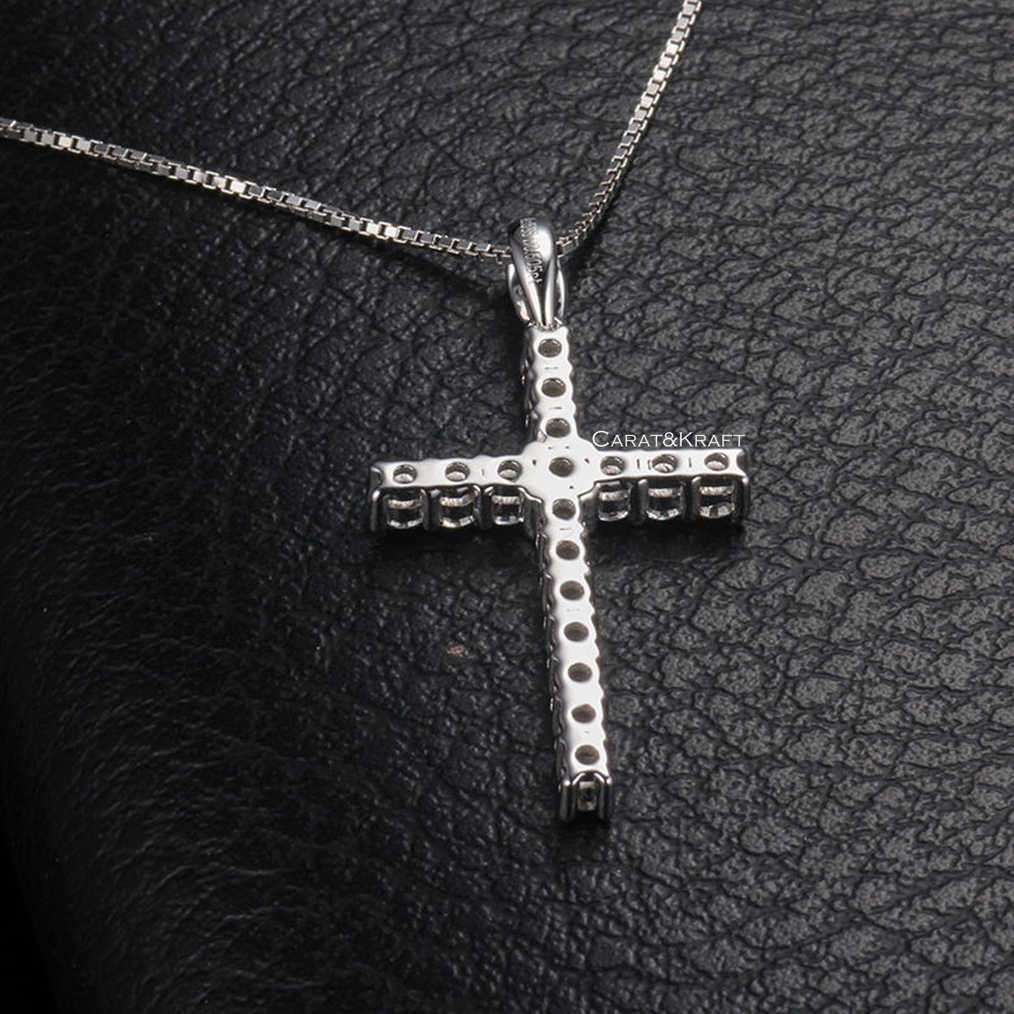 925 Sterling Silver Moissanite Cross Pendant Necklace