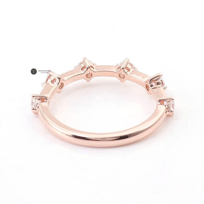 Round Moissanite Diamond Ring, 14k Gold Diamond Wedding Band