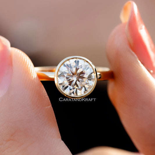 1.00CT To 5.00CT Colorless Round Moissanite Engagement Ring, Bezel Set Solitaire Simple Ring