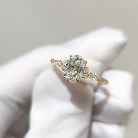lab grown diamond engagement ring