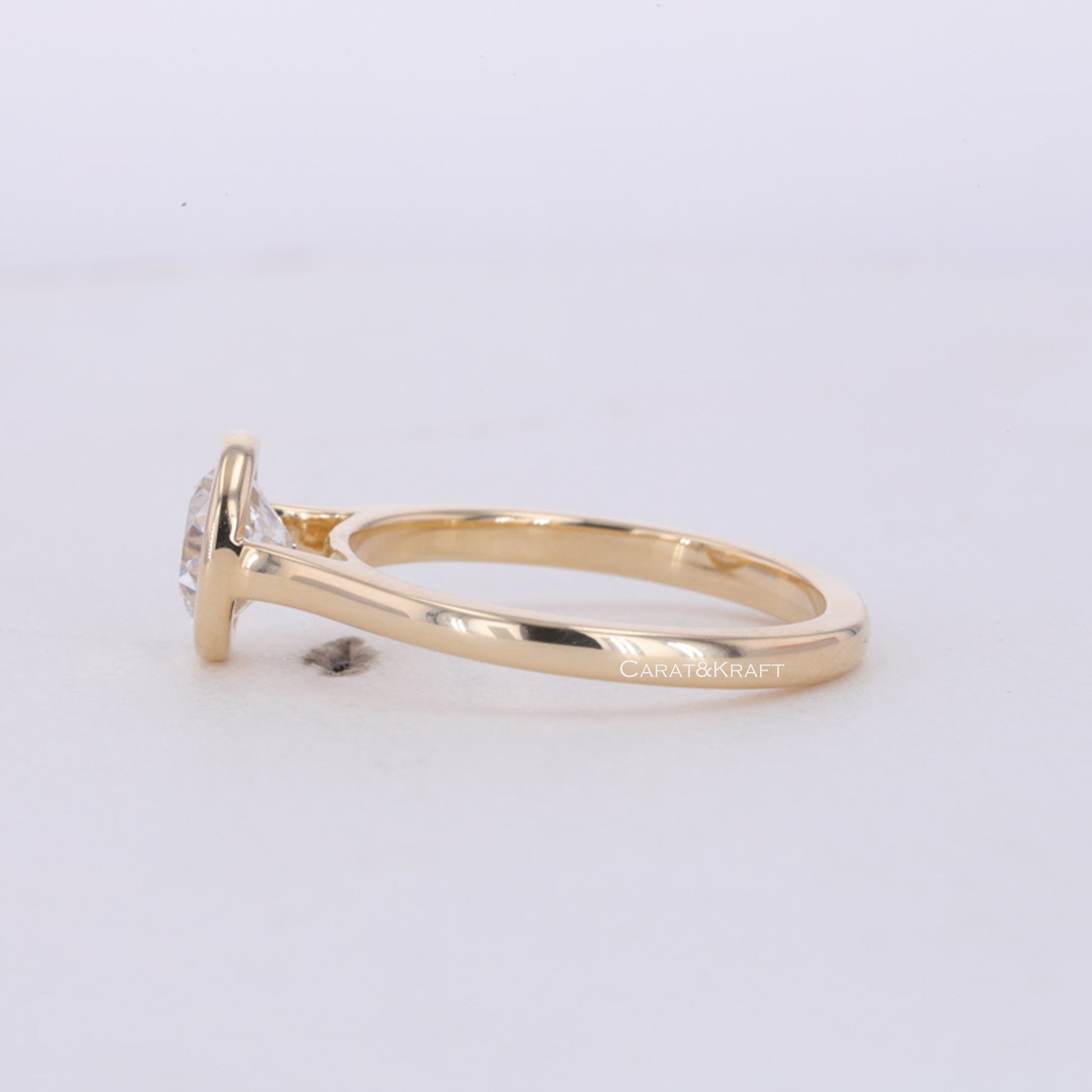Round Brilliant Cut Lab Diamond Ring, E/VS Lab Grown Diamond Wedding Ring