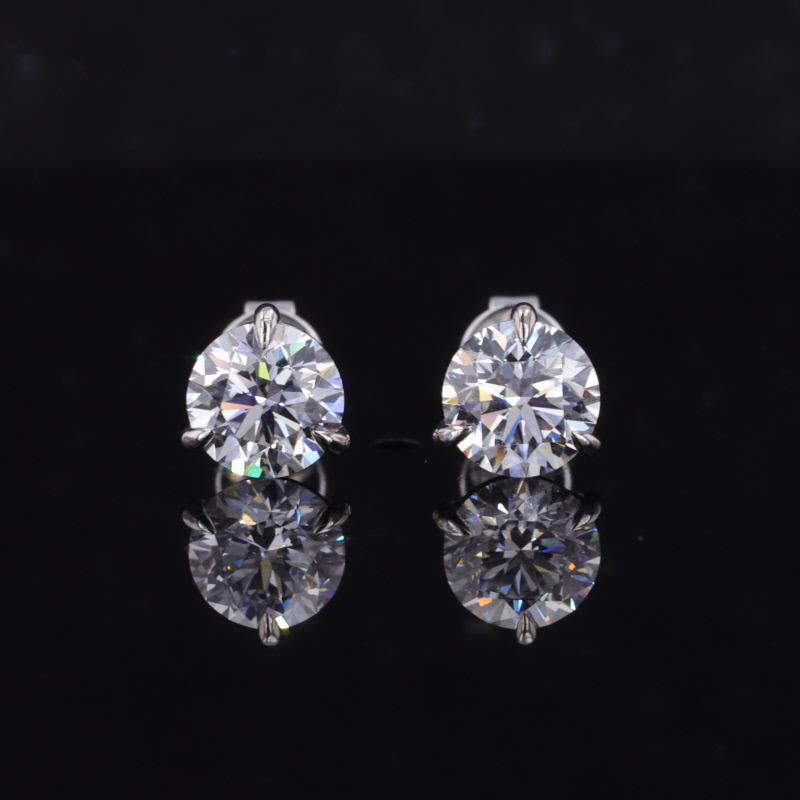0.20-4.0 Carat Round Cut Lab Grown Diamond Stud Earrings