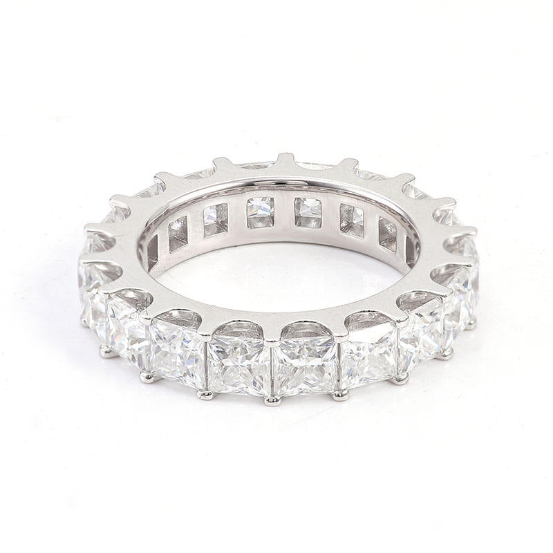 3.00mm Princess Cut Shared Prong Moissanite Diamond Wedding Band