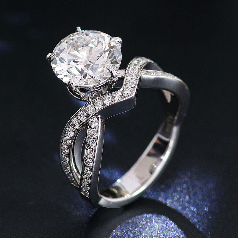 Round Cut Half Twist Crown Shape Engagement Ring