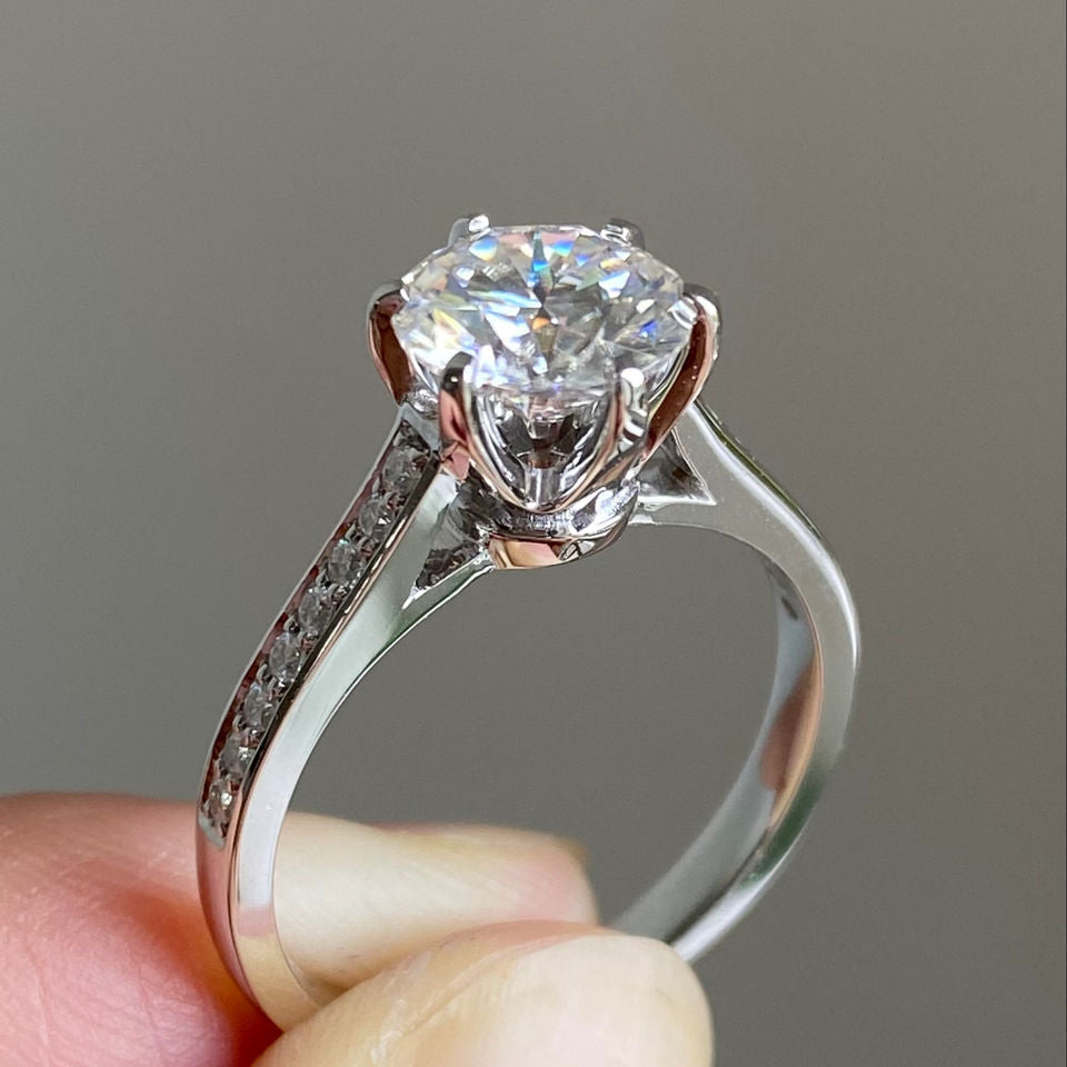 Round Cut Moissanite Solitaire Engagement Ring