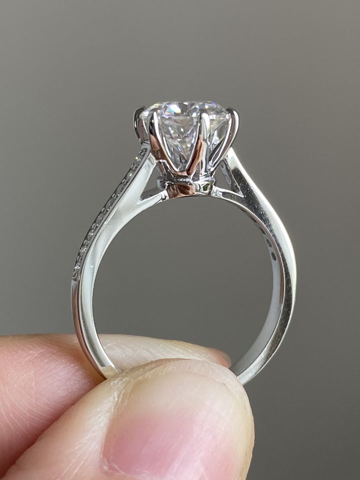 Round Cut Moissanite Solitaire Engagement Ring