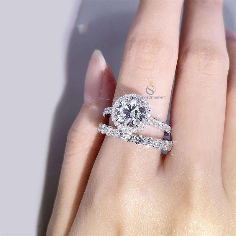 Round Cut Halo Lab Grown Diamond Engagement Ring Set